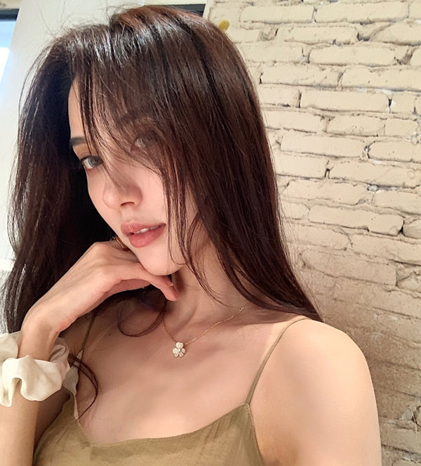 东京援交女模特